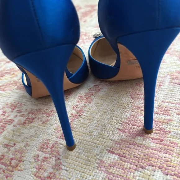 Badgley Mischka Blue Satin Heels - Picture 7 of 11
